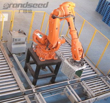 Robotic arm palletizing robot